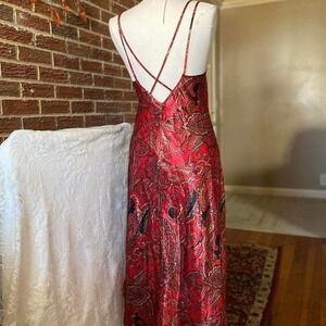 California Dynasty Red Paisley Satin Nightgown Maxi Dress Medium 761B14 Vintage